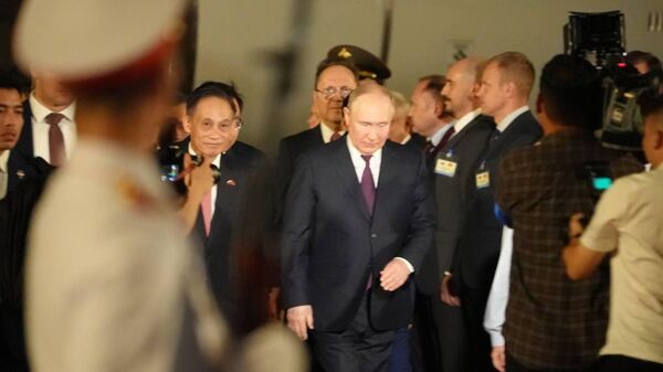 Rusya Devlet Başkanı Vladimir Putin Vietnam'da - Sputnik Türkiye