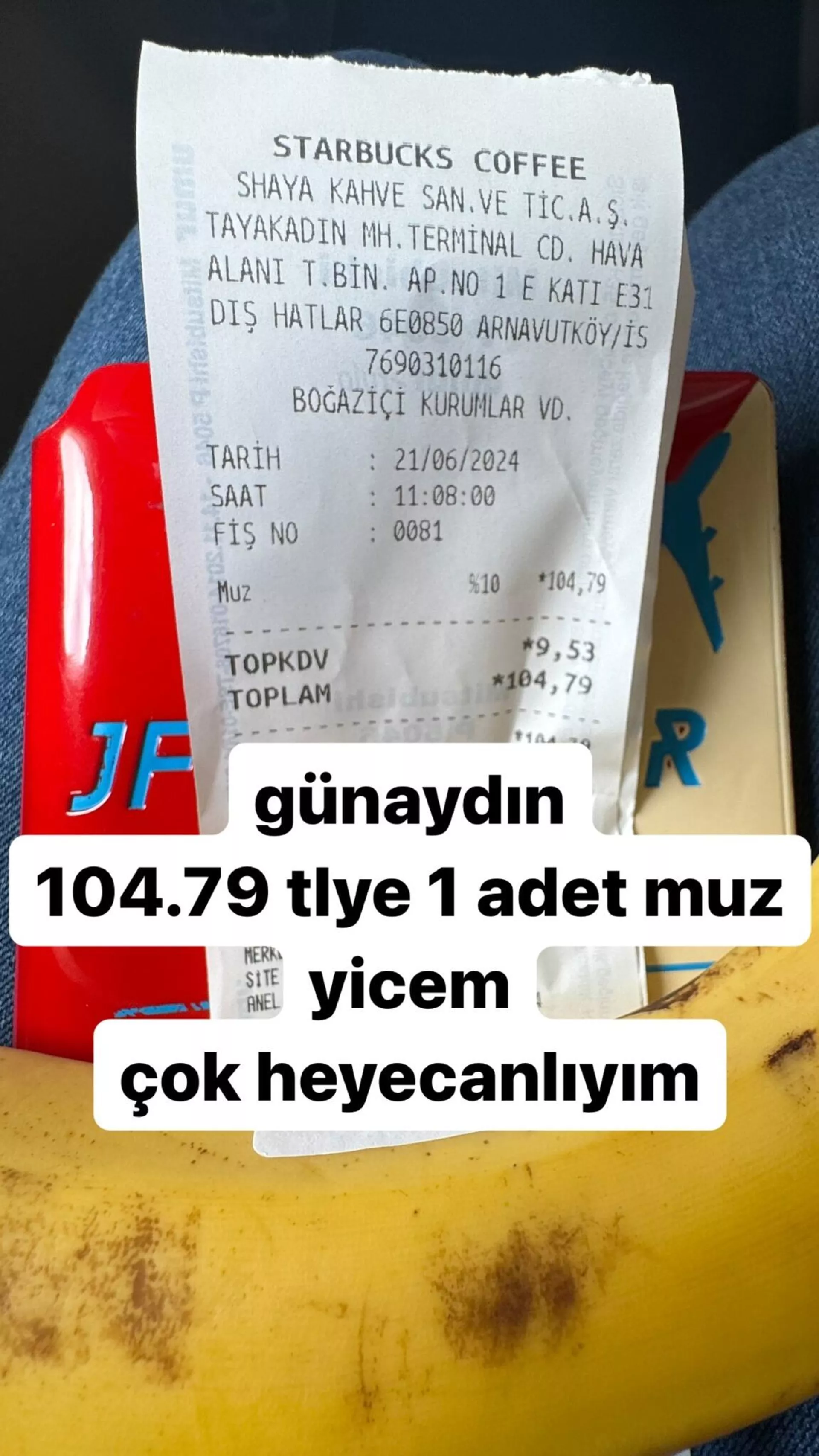 Oyuncu Farah Zeynep Abdullah, Starbucks'tan bir adet muz alıp 104.79 TL ödedi. Abdullah, aldığı muzu ve fişini Instagram hesabından paylaşarak tepki gösterdi. - Sputnik Türkiye, 1920, 21.06.2024