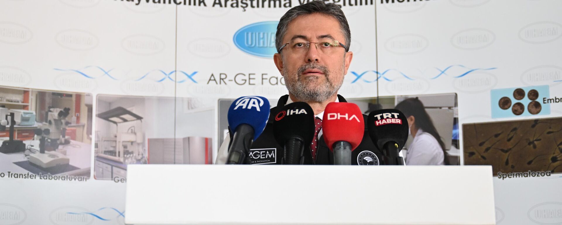 Tarım ve Orman Bakanı İbrahim Yumaklı, Ankara'da Uluslararası Hayvancılık Araştırma Enstitüsü'nü ziyaret etti. Yumaklı, burada açıklamalarda bulundu - Sputnik Türkiye, 1920, 17.07.2024