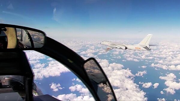  Chinese H-6K strategic bomber flies during a joint patrol mission over the Western Pacific (File) - Sputnik Türkiye