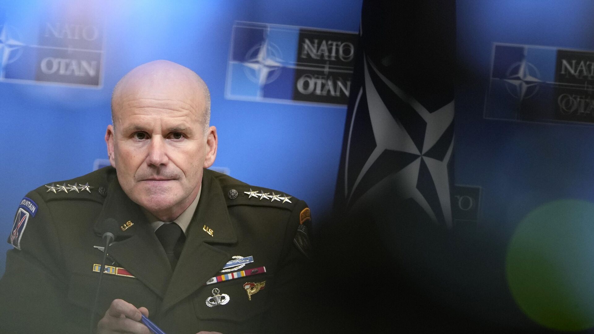 NATO Avrupa Müttefik Yüksek Komutanı (SACEUR) Christopher Cavoli  - Sputnik Türkiye, 1920, 08.08.2024