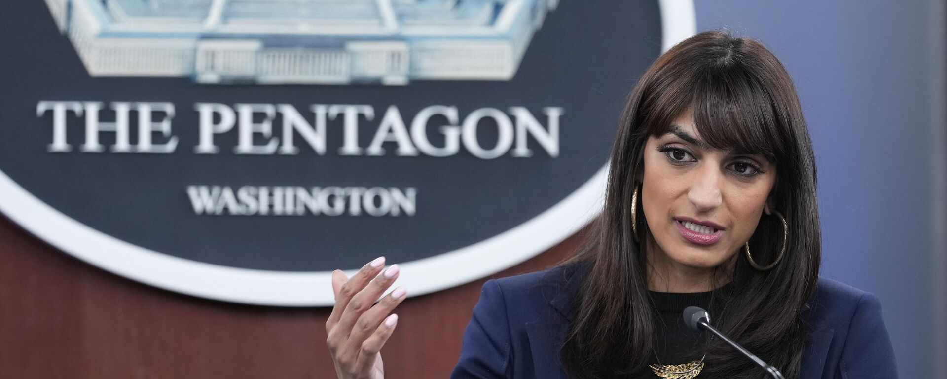 ABD Savunma Bakanlığı (Pentagon) Sözcü Yardımcısı Sabrina Singh - Sputnik Türkiye, 1920, 19.09.2024