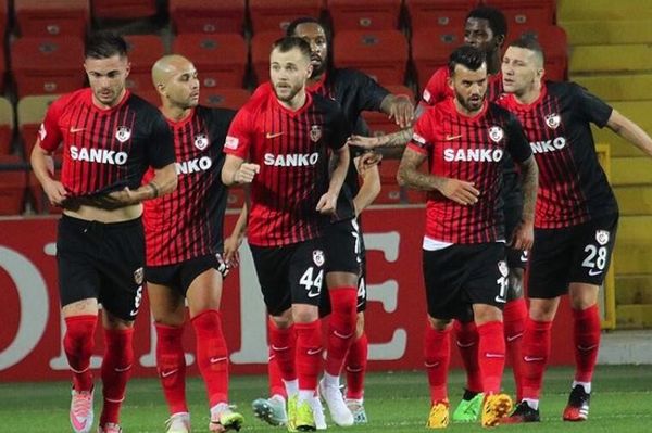 Sipay Bodrum FK-Gaziantep FK maçı ne zaman? hangi kanalda?Henüz stadyumu belli olmayan maçın hakemi Mehmet Türkmen oldu. Maç Pazartesi saat 21:00&#x27;da seyircisiz şekilde başlayacak. Beinsports 2&#x27;de yayınlanacak. - Sputnik Türkiye