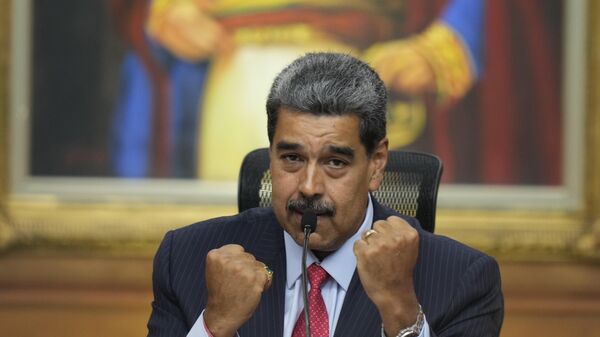 President Nicolas Maduro gestures during a news conference at Miraflores presidential palace in Caracas, Venezuela, Wednesday, July 31, 2024, three days after his disputed reelection. (AP Photo/Matias Delacroix) - Sputnik Türkiye