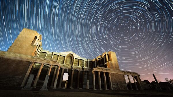 Sardes Antik Kenti, samanyolu ve perseid meteor yağmurunu buluşturdu - Sputnik Türkiye