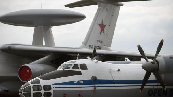 Antonov An-30 keşif uçağı - Sputnik Türkiye