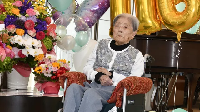 D�nyan�n en ya�l� insan� ile tan���n: 116 ya��ndaki macera tutkunu Tomiko Itooka