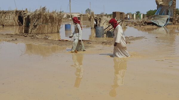 Sudan’da felaketler birbirini izliyor: Selde 132, baraj çökmesinde 30 ve kolera salgınında 48 kişi öldü - Sputnik Türkiye