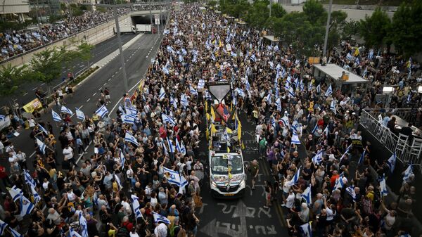 İsrail'de Netanyahu karşıtı protesto gösterileri - Sputnik Türkiye