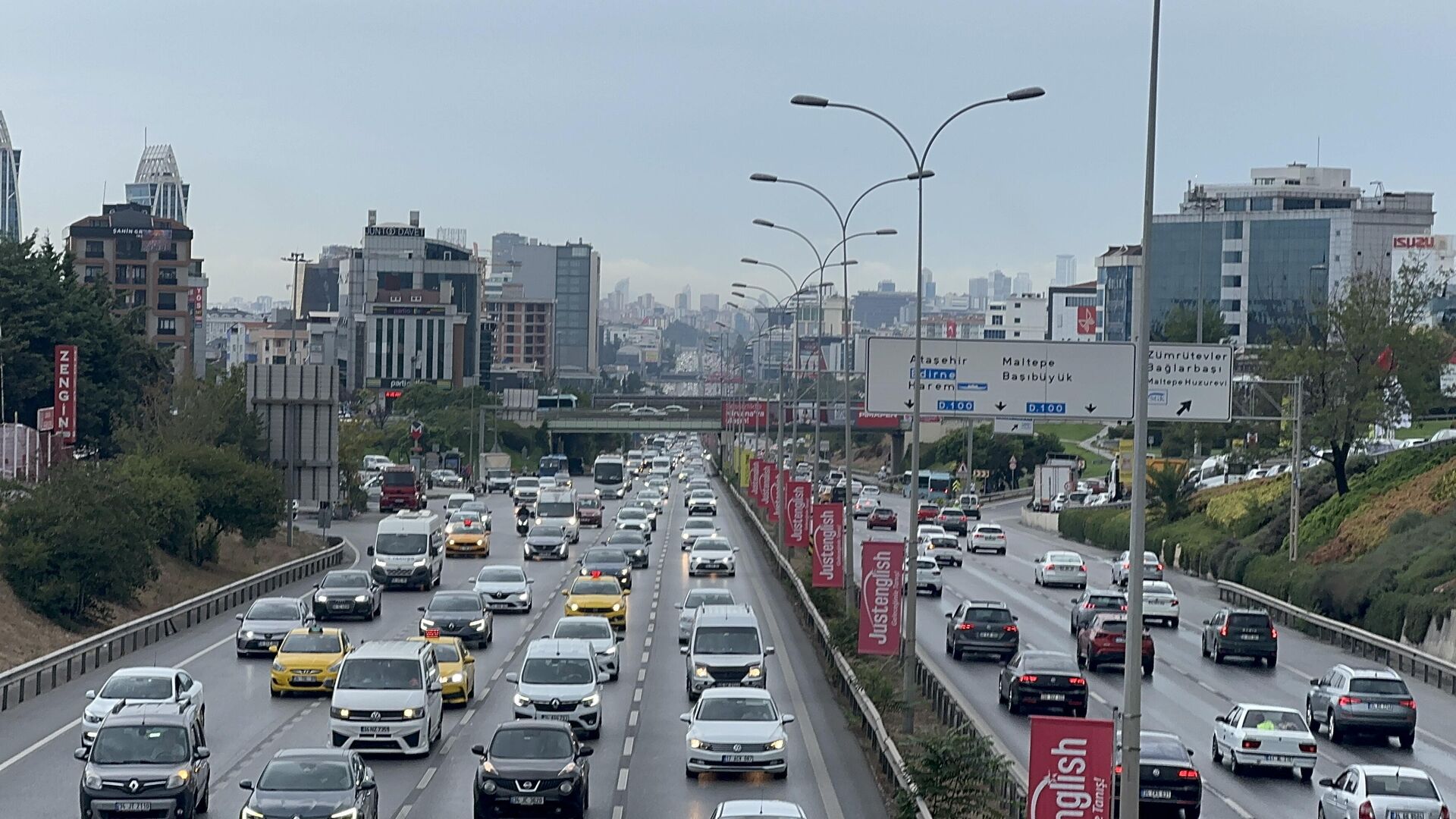 İstanbul trafik - Sputnik Türkiye, 1920, 02.09.2024