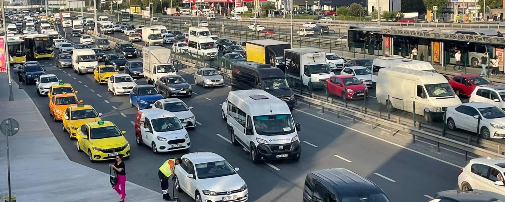 İstanbul trafik - Sputnik Türkiye, 1920, 08.10.2024