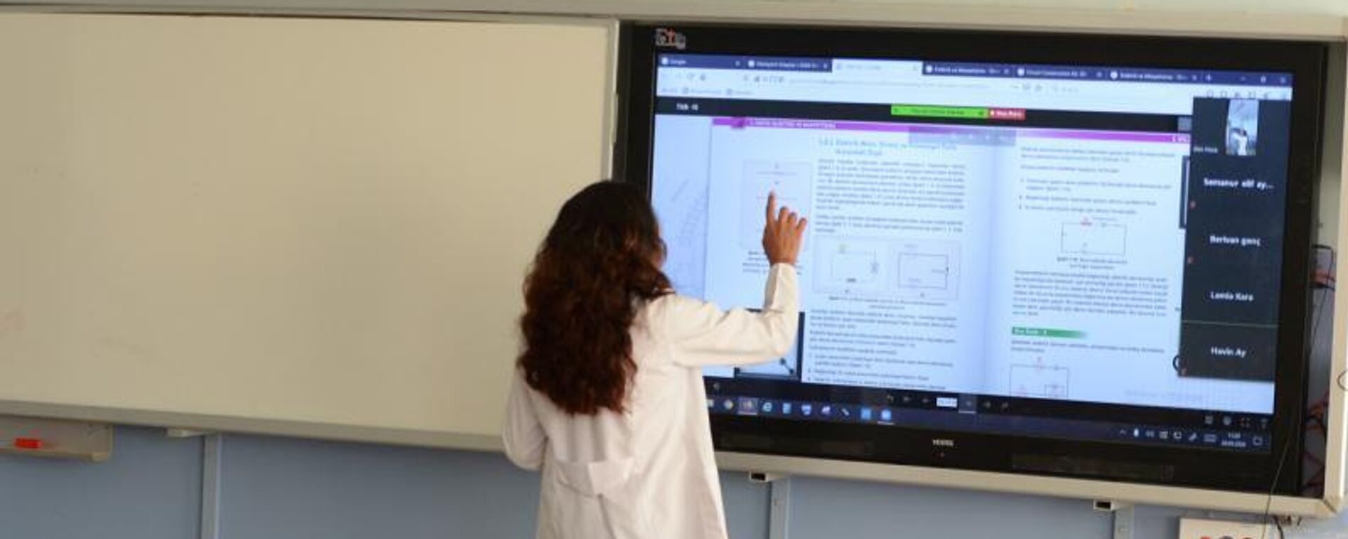 sınıf - Sputnik Türkiye, 1920, 19.09.2024