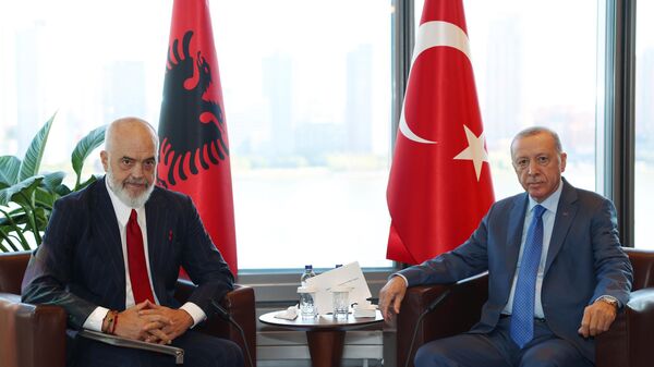 Cumhurbaşkanı Erdoğan, Arnavutluk Başbakanı Edi Rama'yı kabul etti - Sputnik Türkiye