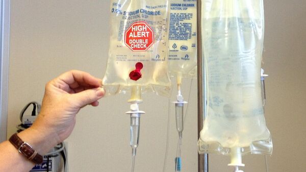 Arolat’ın ölümüyle gündem olan ‘atom serumu’ nedir? Michael Jackson’ın ilaç kokteyli ile benzerlik var mı?  - Sputnik Türkiye