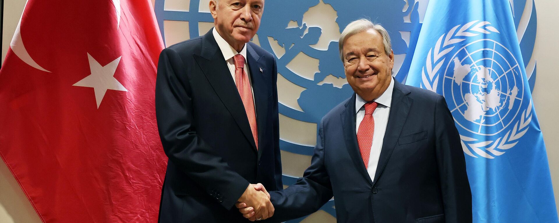 Cumhurbaşkanı Recep Tayyip Erdoğan,  BM Genel Sekreteri Antonio Guterres  - Sputnik Türkiye, 1920, 24.09.2024