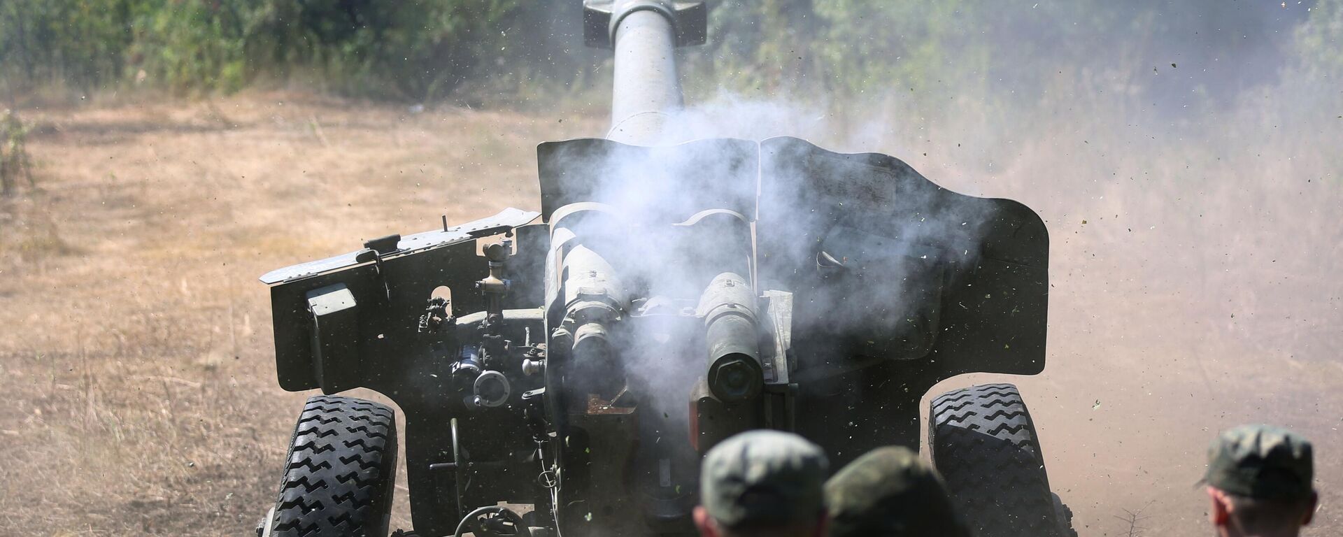 Работа артиллерии НМ ДНР на Авдеевском направлении - Sputnik Türkiye, 1920, 04.07.2025