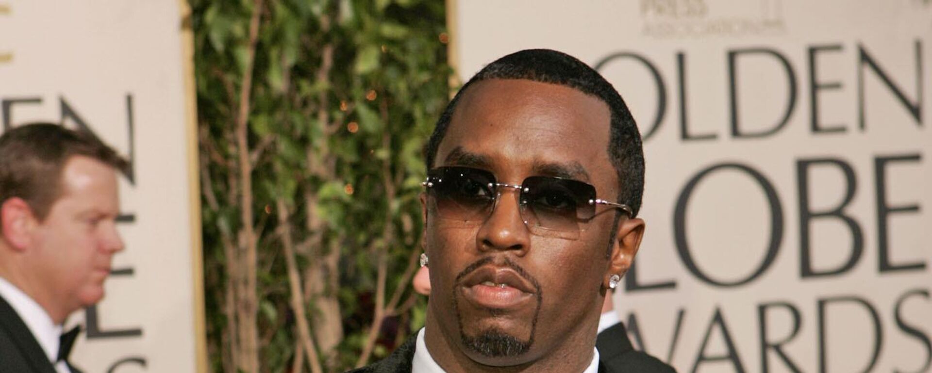 Sean 'P. Diddy' Combs arrives for the 62nd Annual Golden Globe Awards on Sunday, Jan. 16, 2005, in Beverly Hills, Calif.  - Sputnik Türkiye, 1920, 13.12.2024