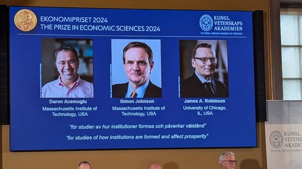 2024 Nobel Ekonomi Ödülü'nü Daron Acemoğlu, Simon Johnson ve James Robinson kazandı
 - Sputnik Türkiye