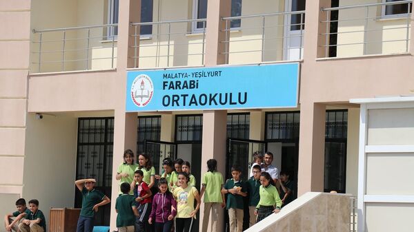 Malatya'da okullar 1 gün süreyle tatil edildi - Sputnik Türkiye