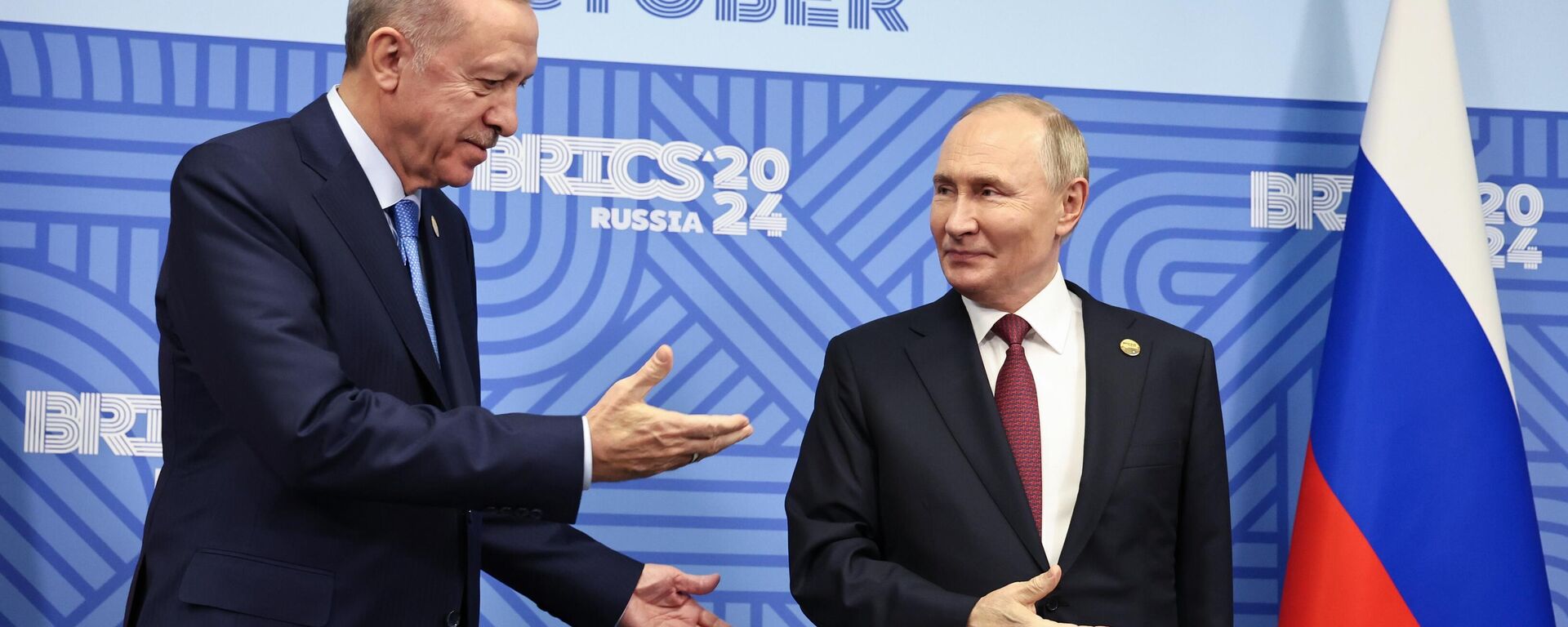 Rusya Devlet Başkanı Vladimir Putin ve Cumhurbaşkanı Recep Tayyip Erdoğan Rusya'nın Kazan kentinde düzenlenen 16. BRICS Zirvesi'nde bir araya geldi - Sputnik Türkiye, 1920, 11.05.2025