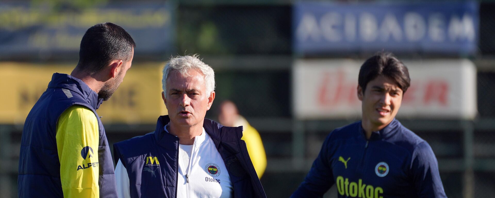 Fenerbahçe - Sputnik Türkiye, 1920, 11.06.2025