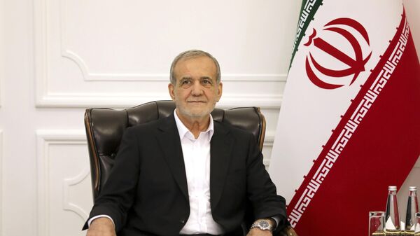 Iranian President Masoud Pezeshkian - Sputnik Türkiye