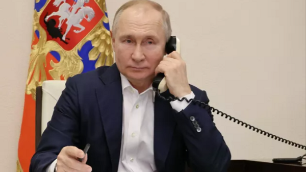 Putin telefonda - Sputnik Türkiye