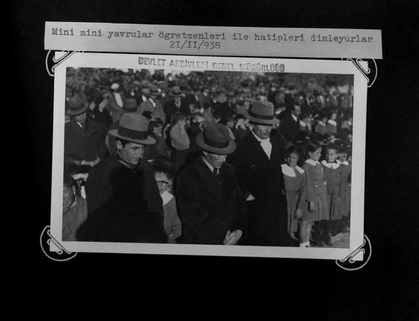 21 Kasım 1938 yılında yerel basından elde edilen arşiv kayıtları ile ilk kez fotoğraflar ortaya çıkarıldı. 21 Kasım 1938 yılında yerel basından elde edilen arşiv kayıtları ile ilk kez fotoğraflar ortaya çıkarıldı. - Sputnik Türkiye