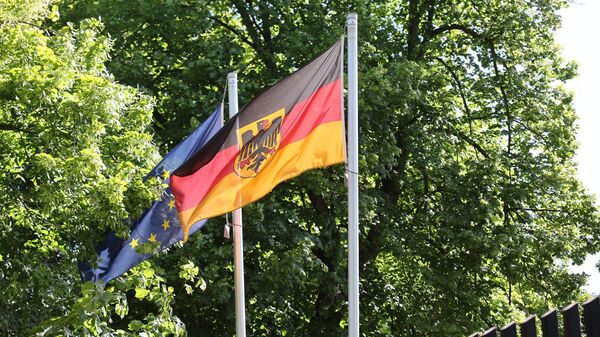 The flags of the EU and Germany wave on the territory of the German consulate general in Kaliningrad, Russia - Sputnik Türkiye