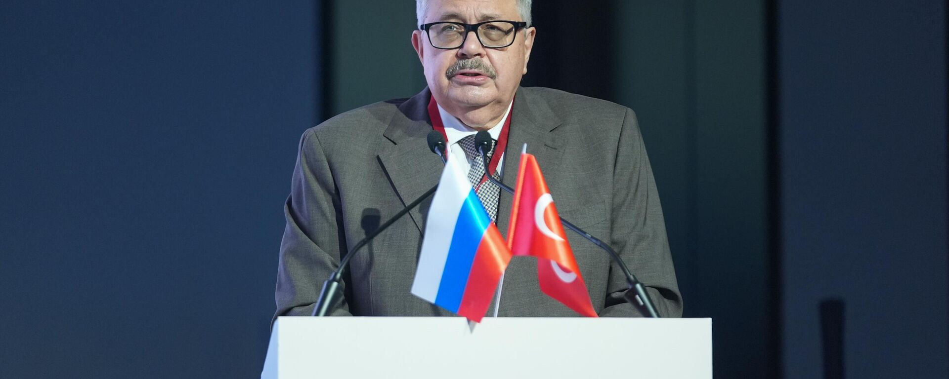 toplantı - Sputnik Türkiye, 1920, 12.06.2025