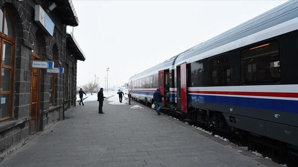 Akyaka Tren Garı - Sputnik Türkiye