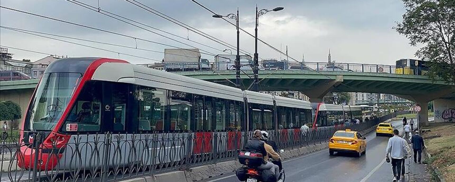 Tramvay hattı - Sputnik Türkiye, 1920, 20.12.2024