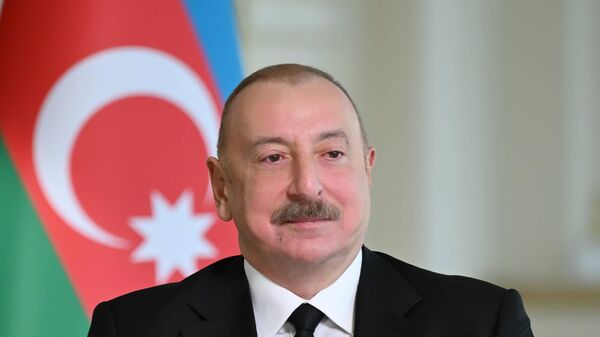 Aliyev: Türkiye’nin Azerbaycan’a üs kuracağı iddiası siyasi spekülasyon - Sputnik Türkiye