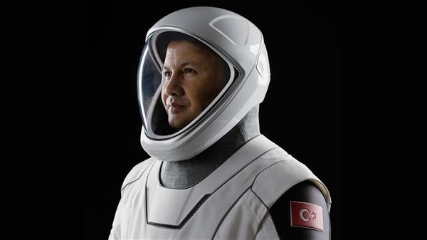 Alper Gezeravcı - Sputnik Türkiye