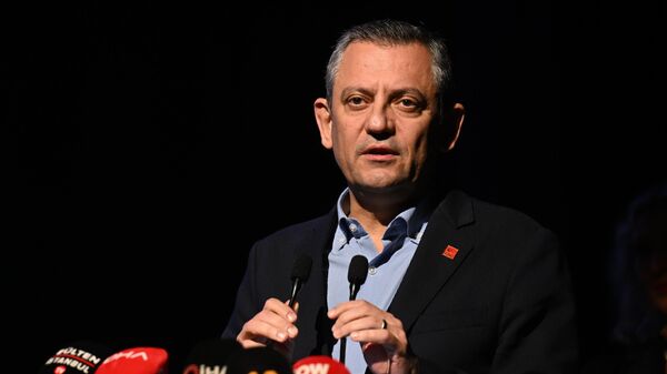 CHP Genel Başkanı Özgür Özel - Sputnik Türkiye