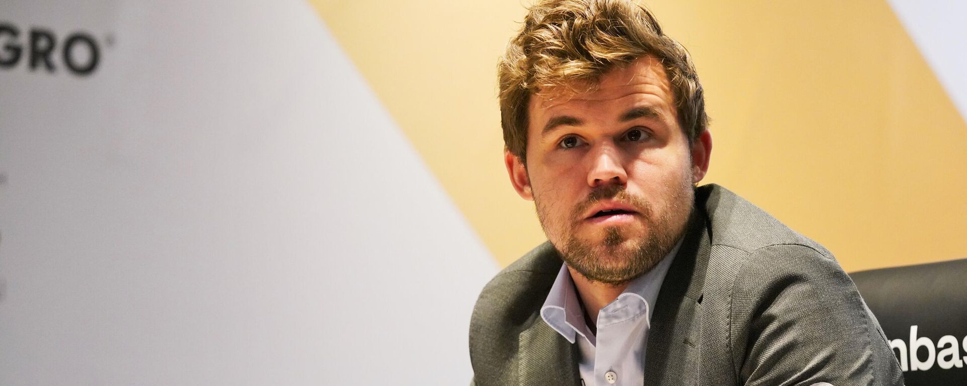 Satranç ustası Magnus Carlsen, kot pantolon krizi sonrası turnuvaya geri dönüyor - Sputnik Türkiye, 1920, 30.12.2024