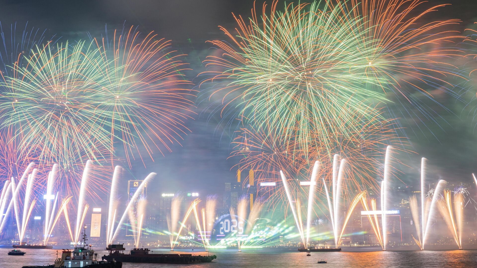 Dünya 2025'i karşıladı: Pek çok ülkede kutlamalar geceyi aydınlattı - Sputnik Türkiye, 1920, 28.01.2025