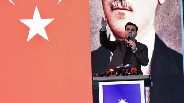 AK Parti Gençlik Kolları Genel Başkanı ve İzmir Milletvekili Eyyüp Kadir İnan - Sputnik Türkiye