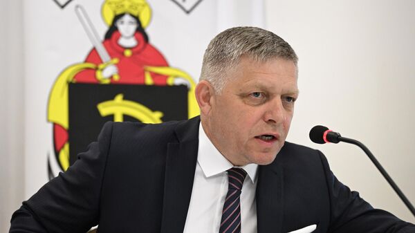 Slovakia's Prime Minister Robert Fico speaks during a press conference after the cabinet's away-from-home session in the town of Handlova, Slovakia, Wednesday, May, 15, 2024. - Sputnik Türkiye