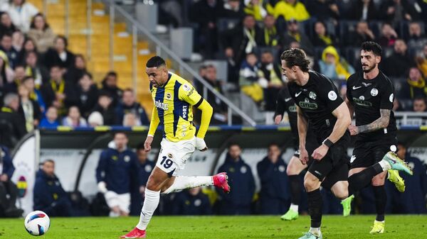 Trendyol Süper Lig'in 22. haftasında Fenerbahçe ile Çaykur Rizespor takımları Ülker Stadı’nda karşılaştı - Sputnik Türkiye