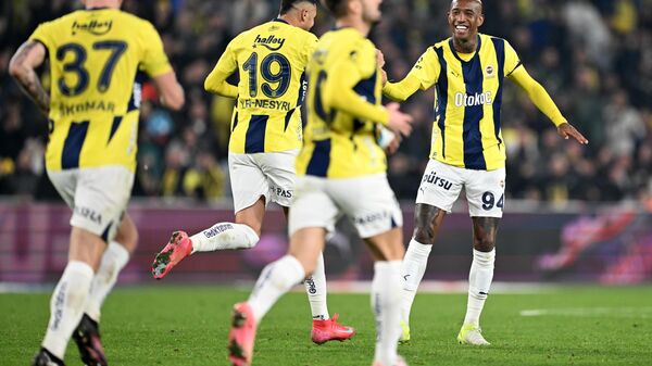 Trendyol Süper Lig'in 22. haftasında Fenerbahçe ile Çaykur Rizespor takımları karşılaştı - Sputnik Türkiye