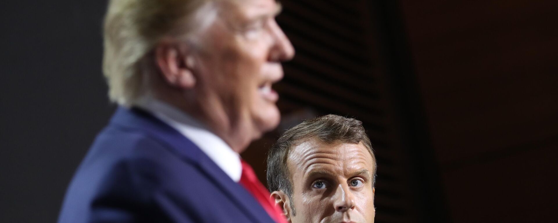 President Donald Trump and French President Emmanuel Macron participate in a joint press conference at the G-7 summit in Biarritz, France, Monday, Aug. 26, 2019.  - Sputnik Türkiye, 1920, 10.02.2025