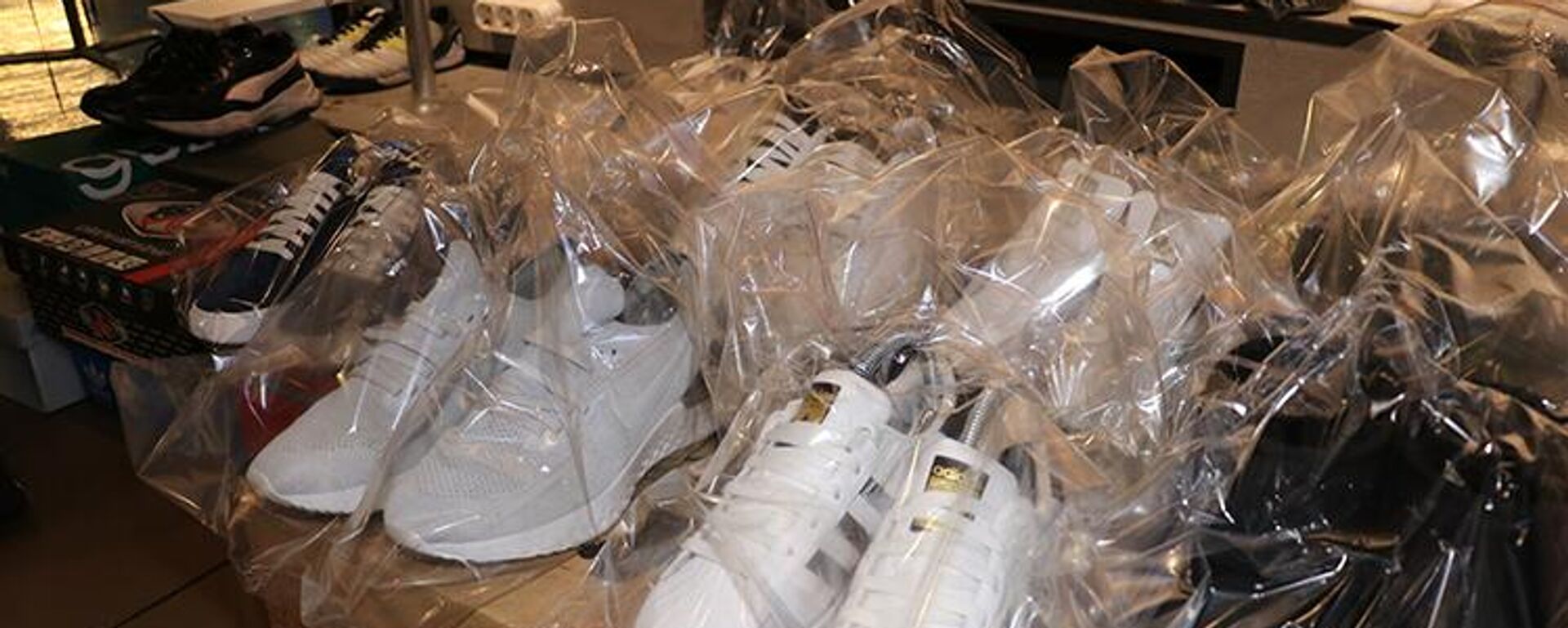 spor ayakkabı - Sputnik Türkiye, 1920, 19.05.2025