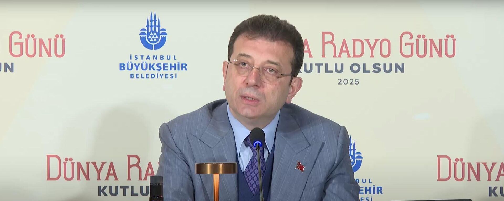 İmamoğlu: Mansur Yavaş bu koşullarda aday olmayı düşünmediğini ifade etti - Sputnik Türkiye, 1920, 23.03.2025