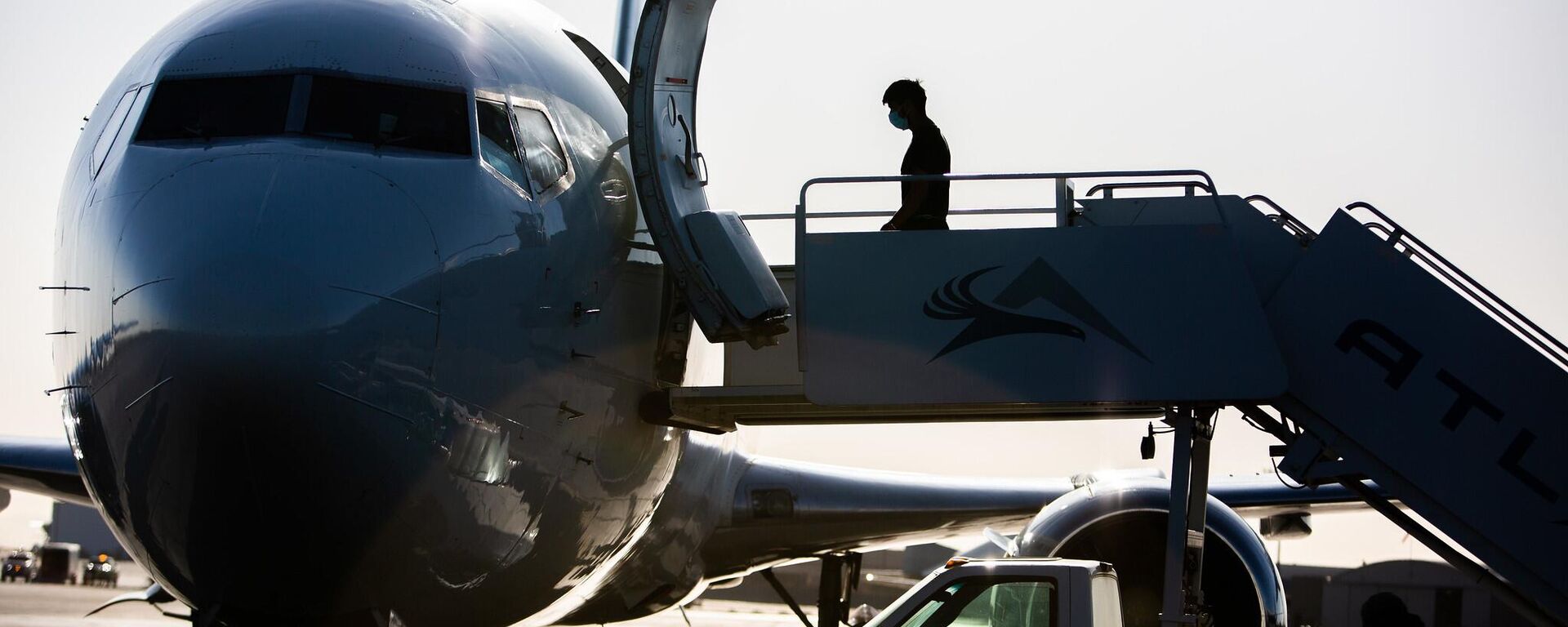 ABD'de göçmenlerin başvuruları askıya alındı - Sputnik Türkiye, 1920, 03.12.2025