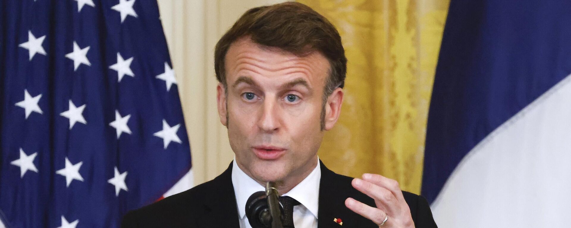 France's President Emmanuel Macron speaks during a joint press conference with President Donald Trump in the East Room of the White House in Washington, Monday, Feb. 24, 2025. - Sputnik Türkiye, 1920, 25.02.2025