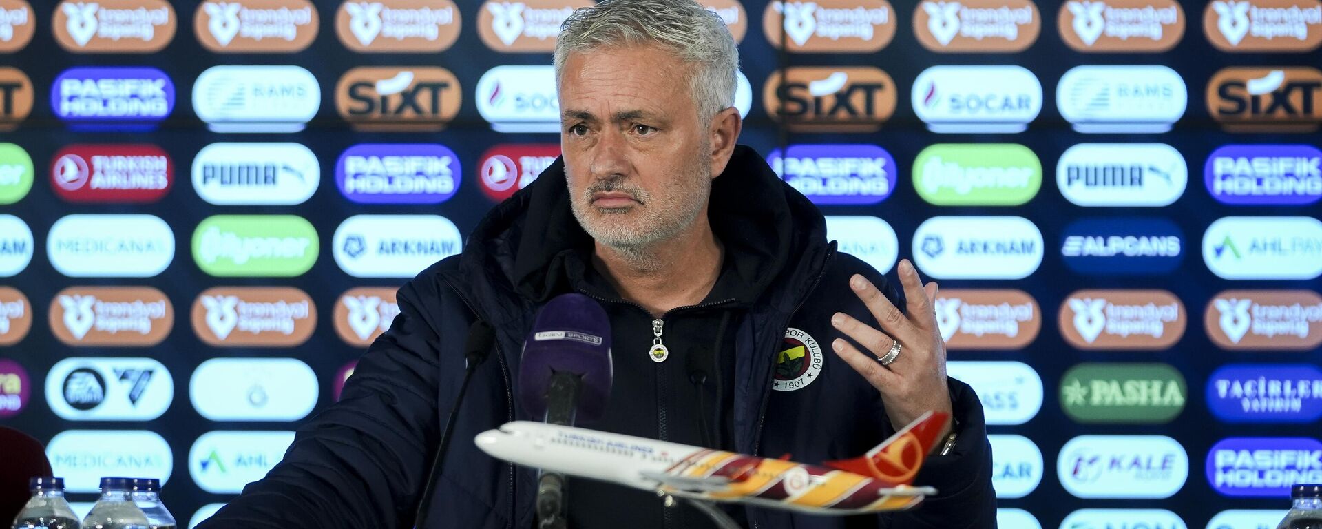  Fenerbahçe Teknik Direktörü Jose Mourinho - Sputnik Türkiye, 1920, 25.02.2025