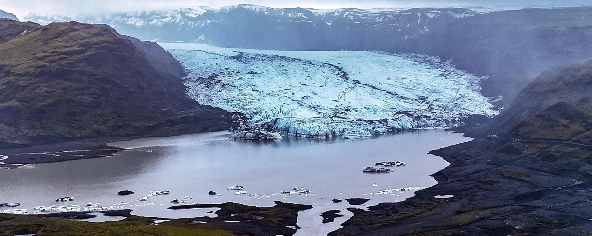 İzlanda'daki Vatnajökull Buzulu, iklim değişikliği ve küresel ısınmadan olumsuz etkileniyor - Sputnik Türkiye, 1920, 28.02.2025