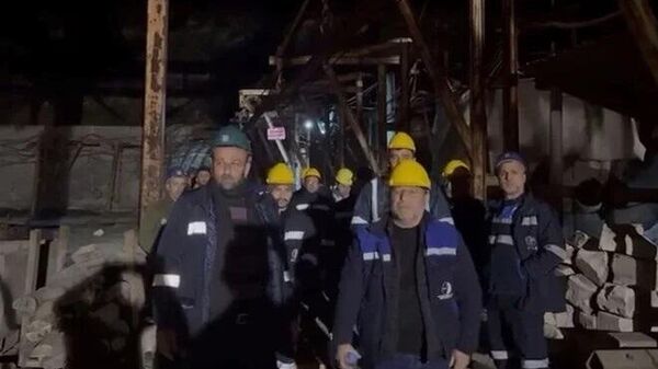 Çayırhan işçileri kendilerini madene kapattı - Sputnik Türkiye