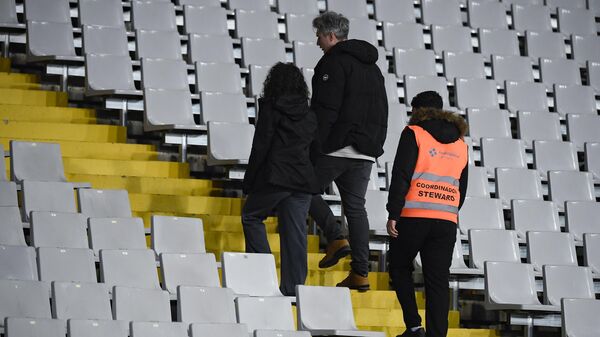 Barcelona, kulüp doktoru Carles Minarro Garcia'nın ani vefatı üzerine Osasuna ile bu akşam yapmaları gereken LaLiga maçının ertelendiğini duyurdu. - Sputnik Türkiye